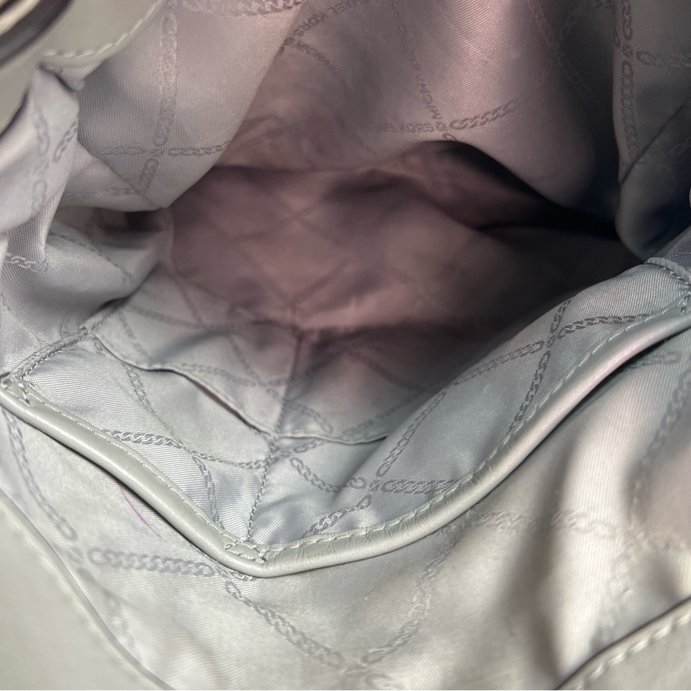 9- Michael Kors Grey Pebbled Leather Raven
Medium - Picture 9 of 11